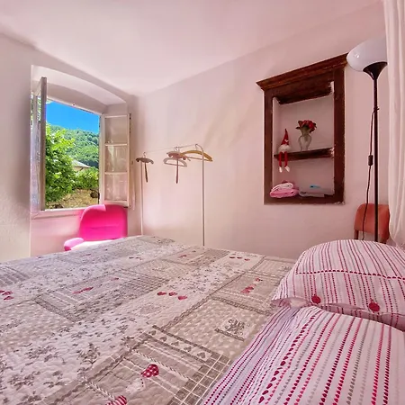 La Casa Con Giardino, Vicino Al Ruscello Segreto * Borzonasca